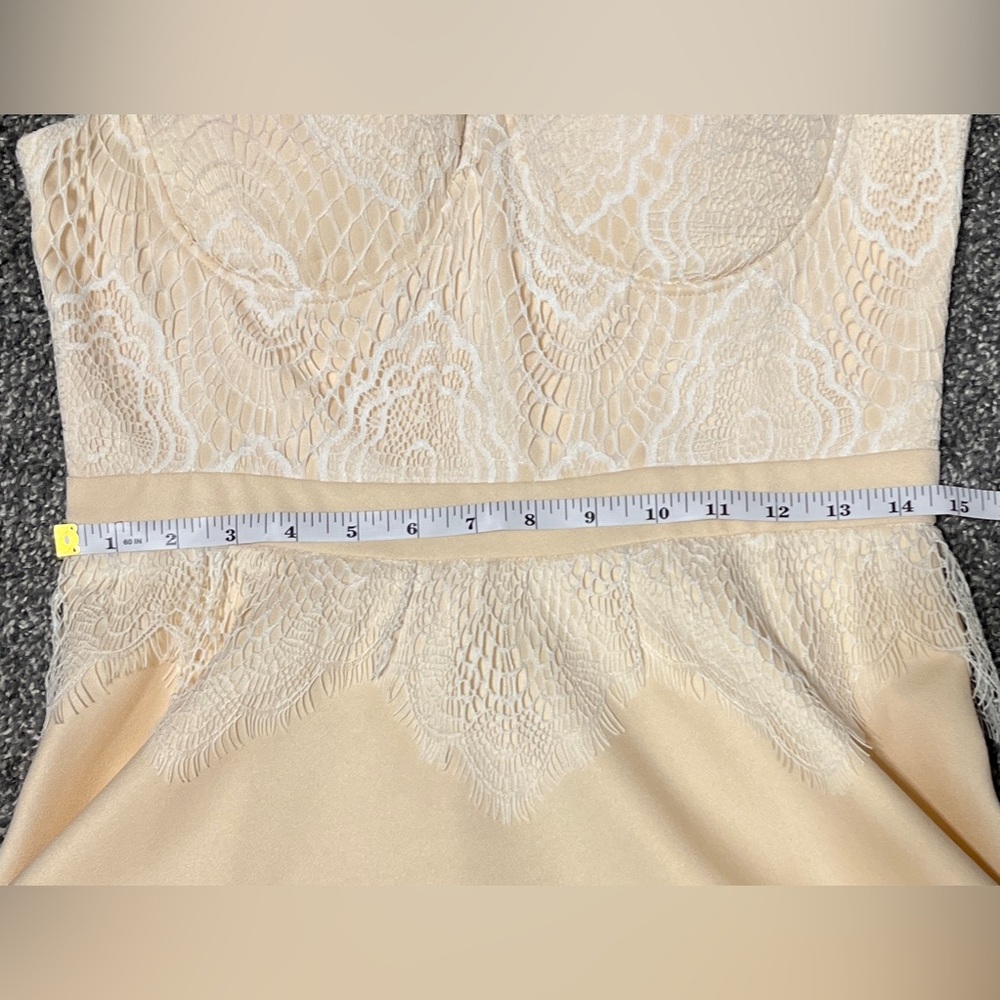 Missguided Cream Dress Size 8 - Picture 7 of 7